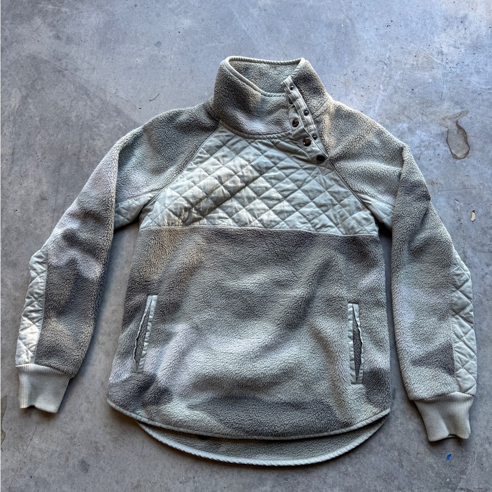Abercrombie and Fitch Fleece Pull Over
